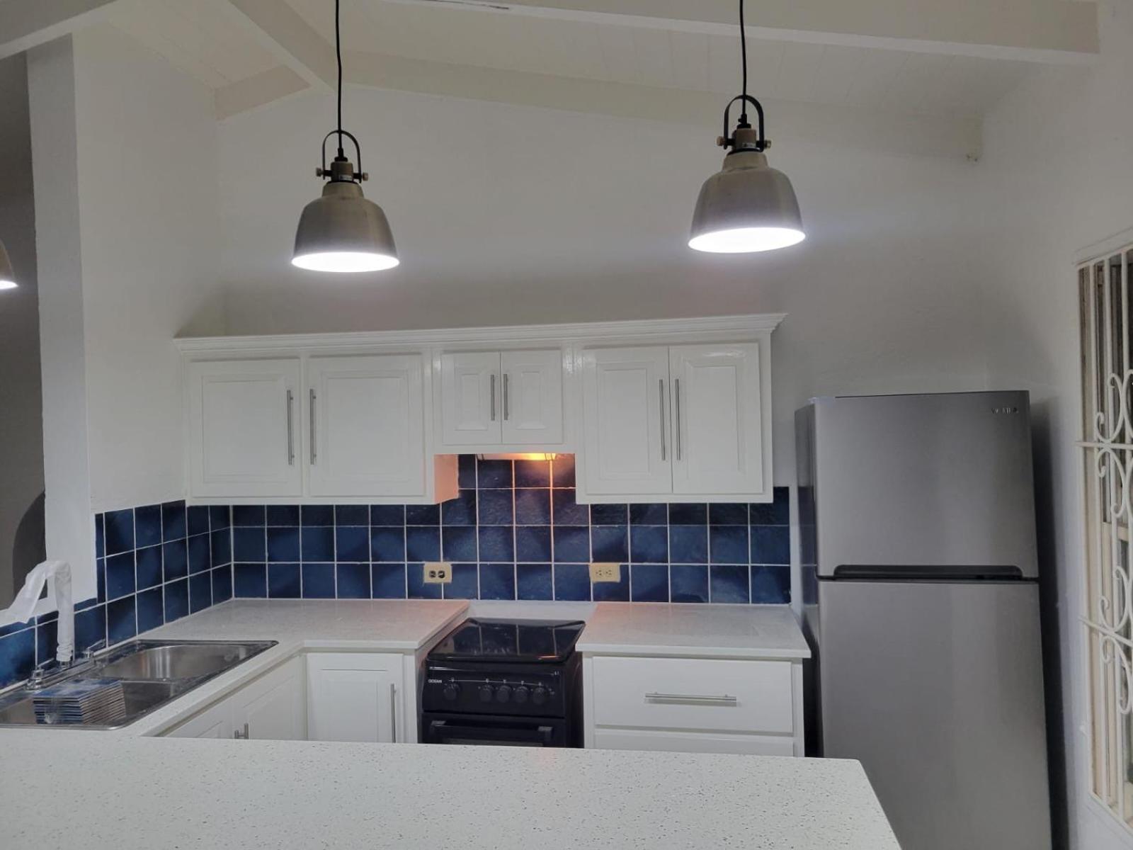 Attractive 2-Bed Apartment Stunning Sea View Dickenson Bay Dış mekan fotoğraf